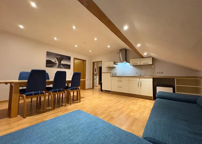 Apartment Townhaus Mariaroth